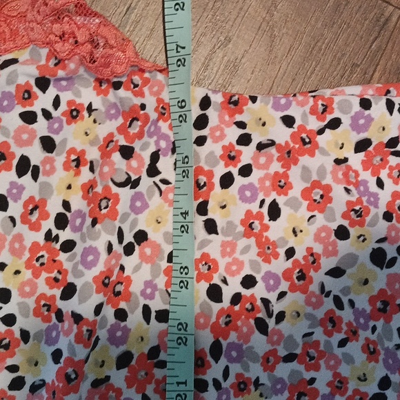 Secret Treasures Night Gown Nwot❤️ - Picture 5 of 8